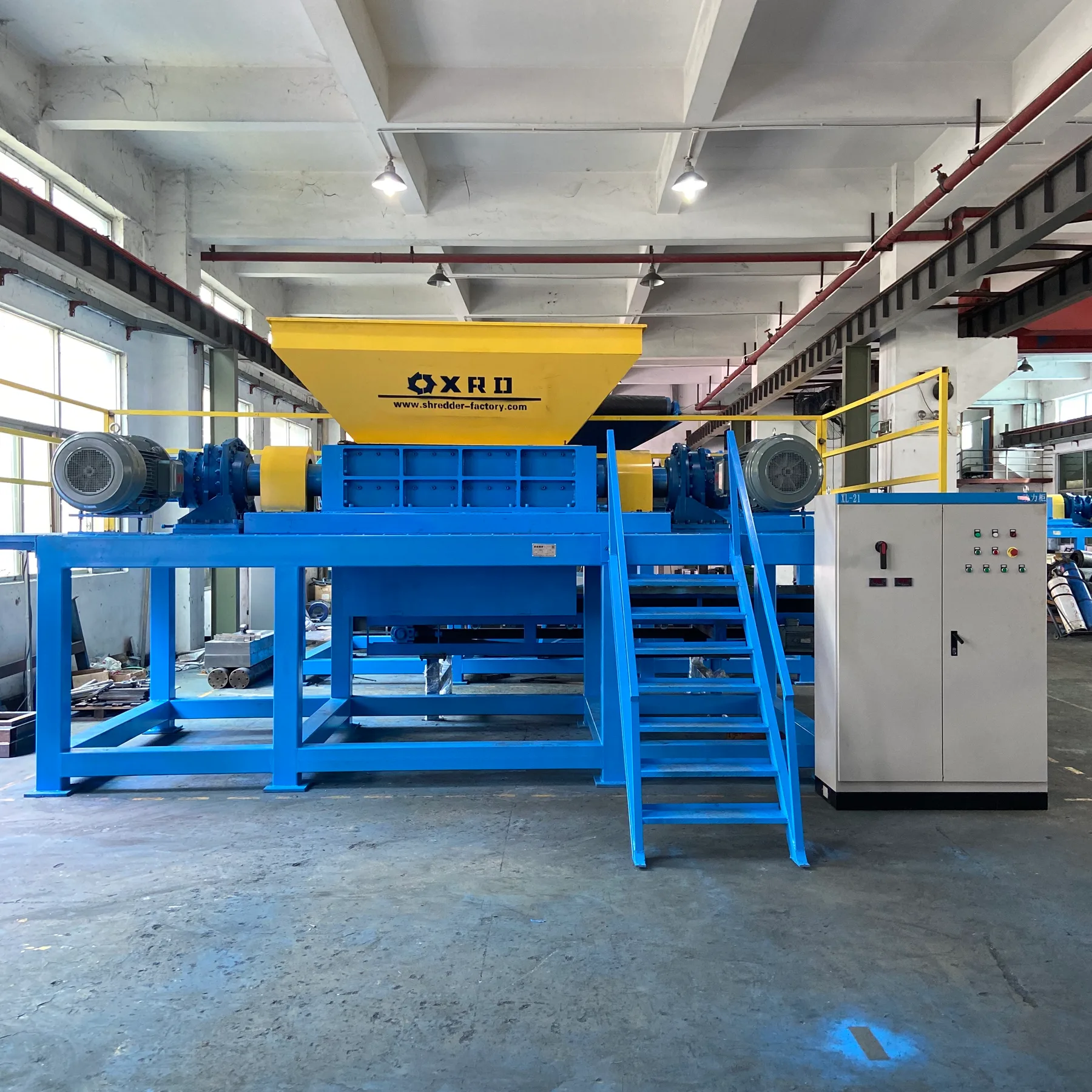 XRD industrial shredder manufacturing workshop