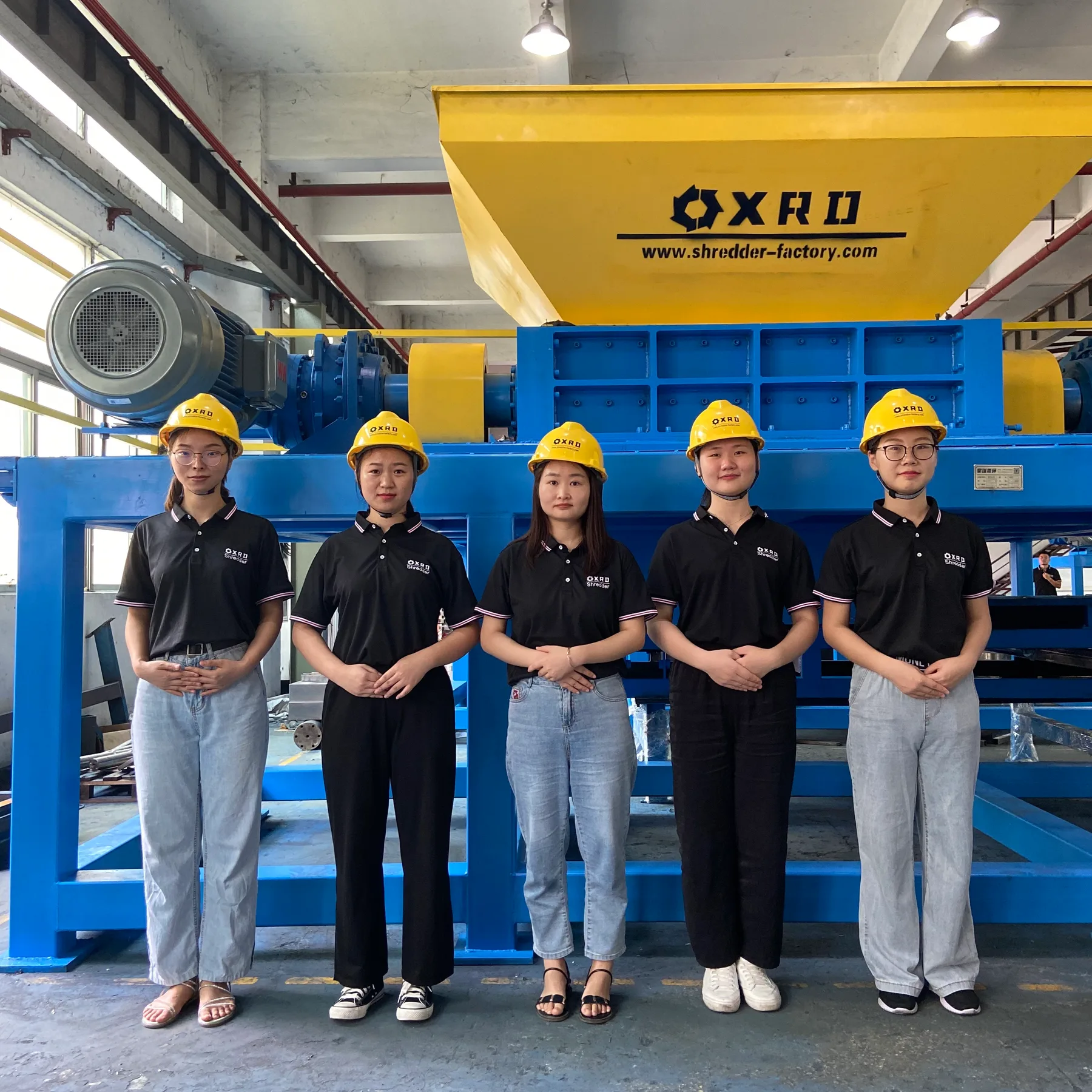 XRD industrial shredder engineering and sales team